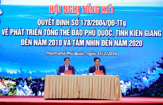 Thủ tướng Phạm Minh Chính dự Hội nghị tổng kết Quyết định 178/2004/QĐ-TTg về phát triển tổng thể đảo Phú Quốc đến năm 2010 và tầm nhìn đến năm 2020 - Ảnh: VGP/Nhật Bắc